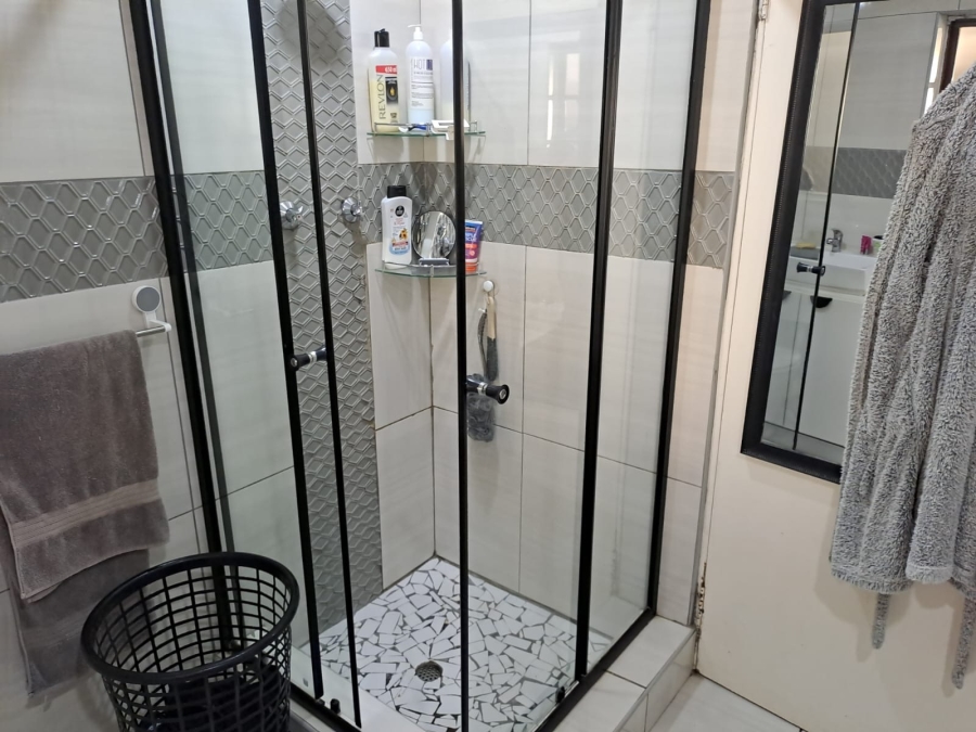 3 Bedroom Property for Sale in Nahoon Valley Park Eastern Cape